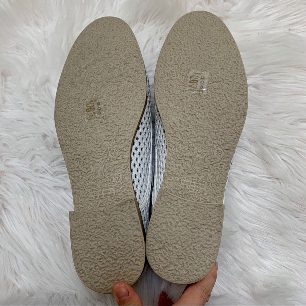 ModCloth Left to Logic Leather Oxford Flat - Picture 7 of 10